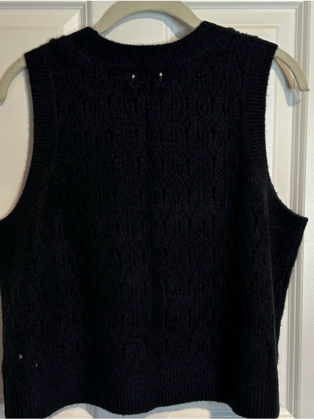 NWT Universal Thread Navy Blue Sweater Vest Women's Size XL fits like medium - Picture 3 of 4
